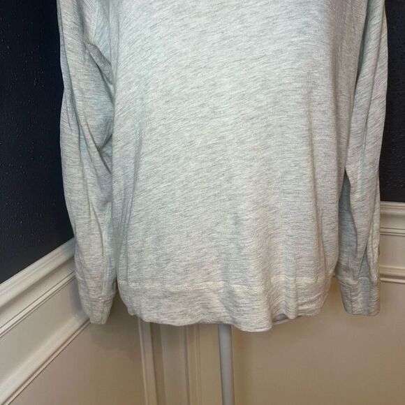 Monrow Supersoft Vintage Neutral Stripe Raglan Top - Picture 11 of 12